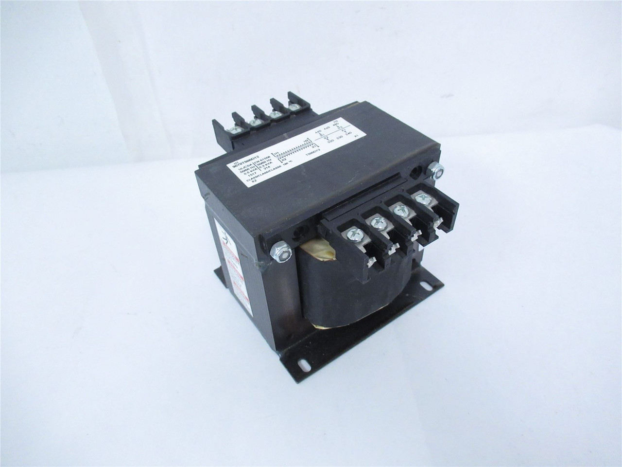 Square D 9070T500D12; Transformer 500VA Pri: 480V Sec:240V