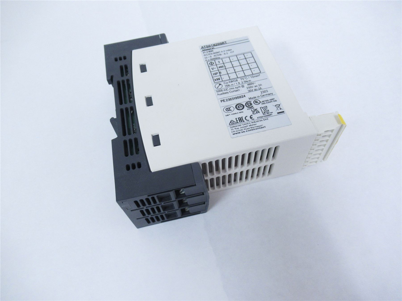 Schneider ATS01N209RT;  Soft Starter 9A 460VAC 5Hp