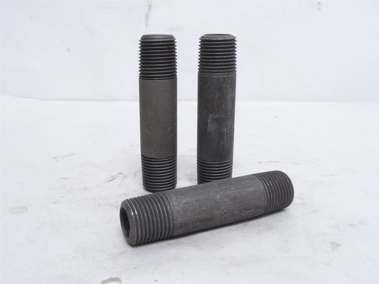 Industry-Std 1LMC6; Lot-3 Pipe Nipples; 1/2NPT x 3-1/2" Long