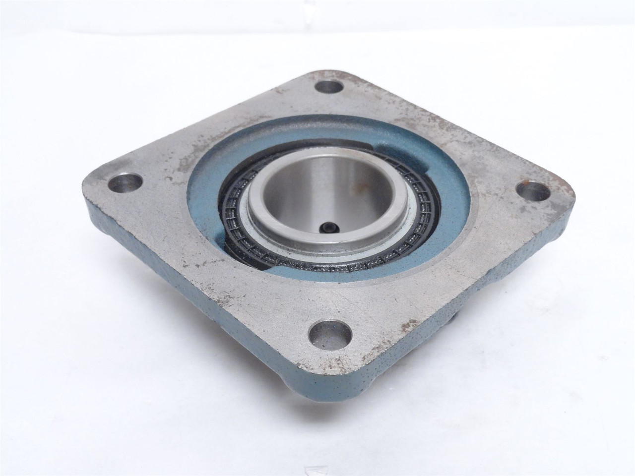 Dodge F4B-SC-115-NL; Flange Bearing 051992; 1-15/16"ID