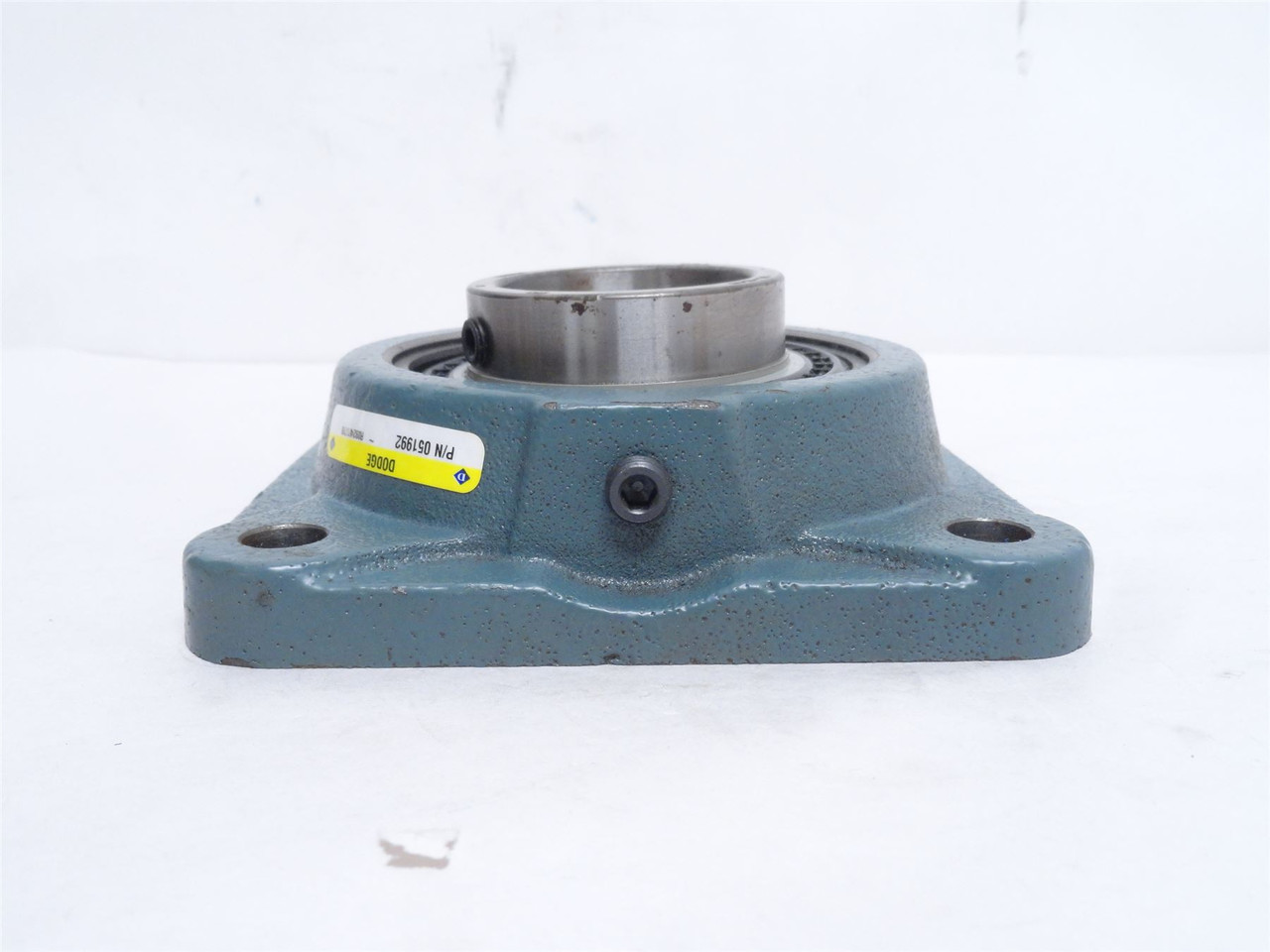 Dodge F4B-SC-115-NL; Flange Bearing 051992; 1-15/16"ID