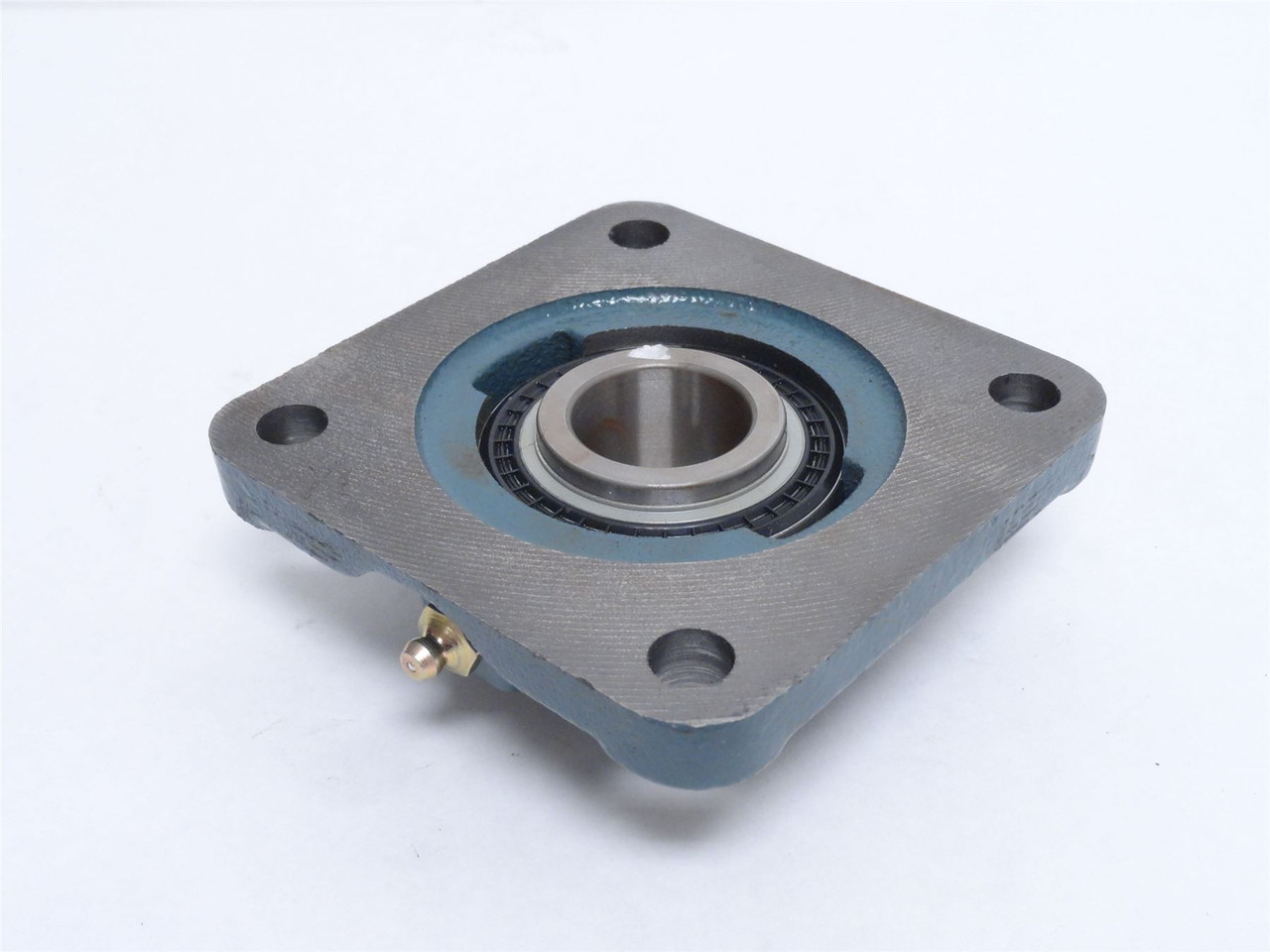 Dodge F4B-SC-102; Flange Bearing 124204; 1-1/8"ID; 4-Bolt