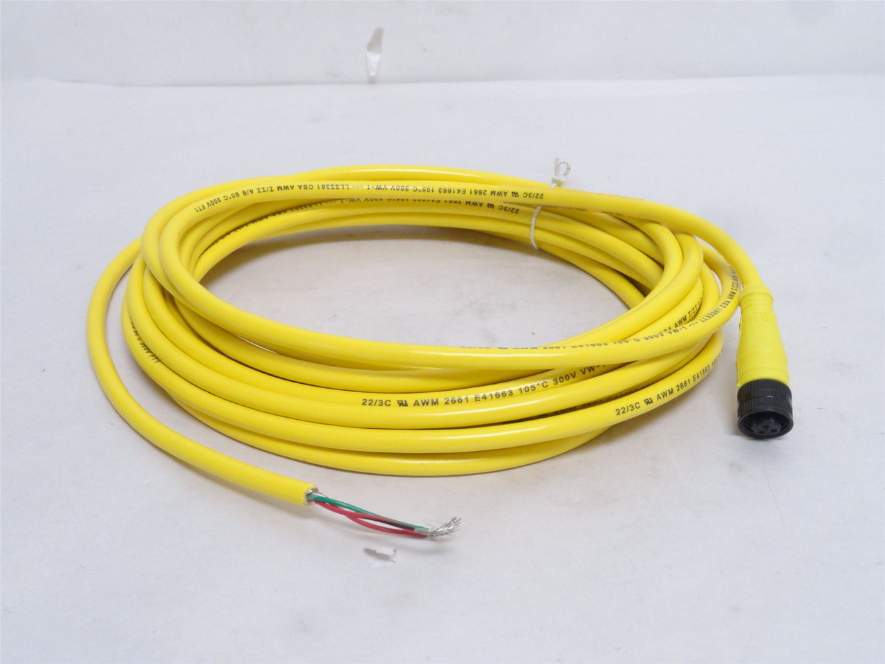 Woodhead 703000D02F200; Female Cordset; 3-Wire; 3P; 20' Long