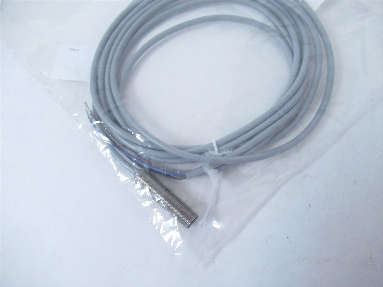 Balluff BES516-324-G-E4-C-02; Inductive Sensor10V...30VDC 2mm