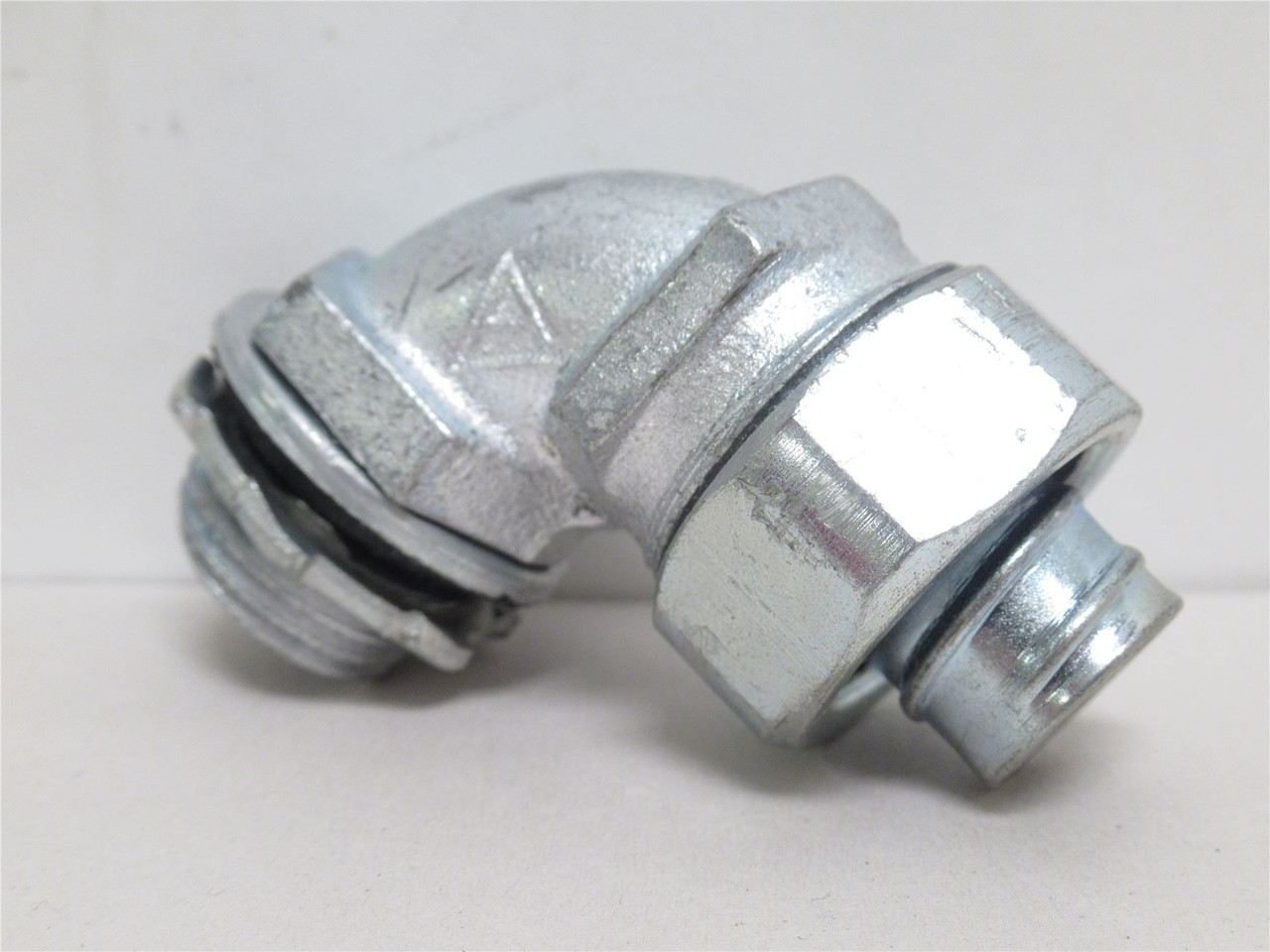 Appleton ST-9050; Liquidtight Connector Elbow 90Deg; 1/2"