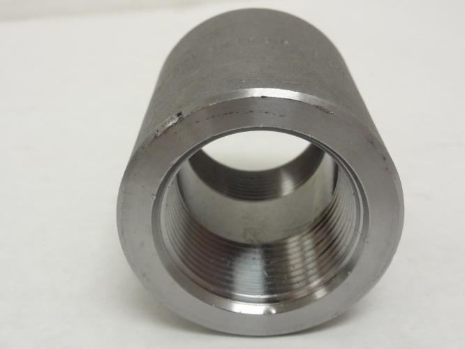 Industry-Std 1RTD5; Pipe Coupling; SS-316; 1-1/4" FNPT