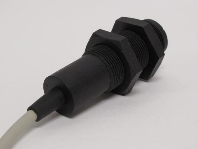 Omron E2F-X5E1; Inductive Proximity Sensor; 12-24 VDC