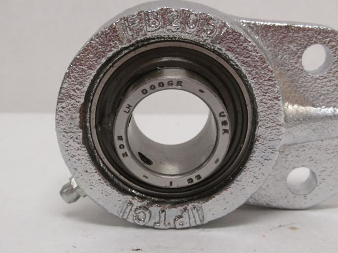 IPTCI FB205-16U; Flange Bracket; 1"ID; 3-Bolt Flange