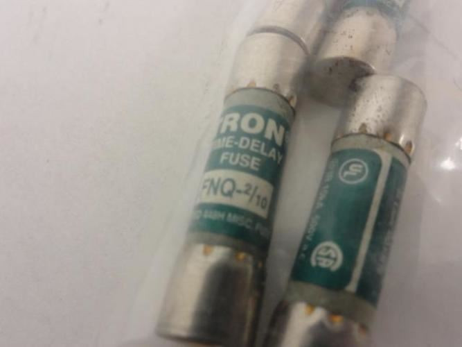 TRON  FNQ-2/10 ; Lot-4; Fuse; 200MA; 500V