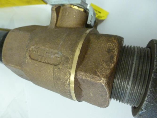 Apollo 70-107-01; Valve with attachments; 1-1/2"