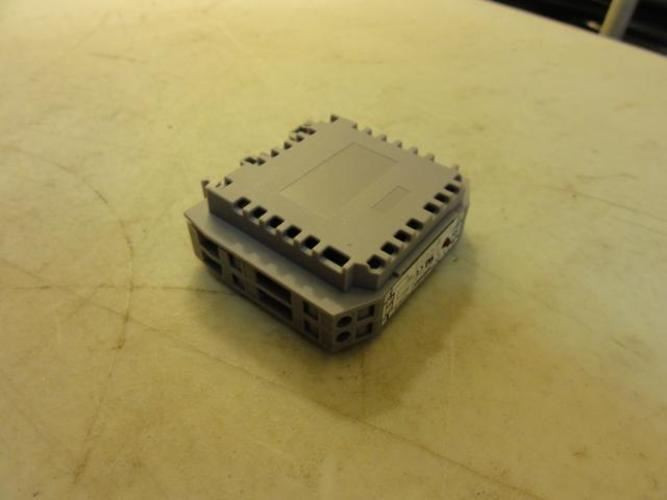 Entrelec 10 001-17; Module