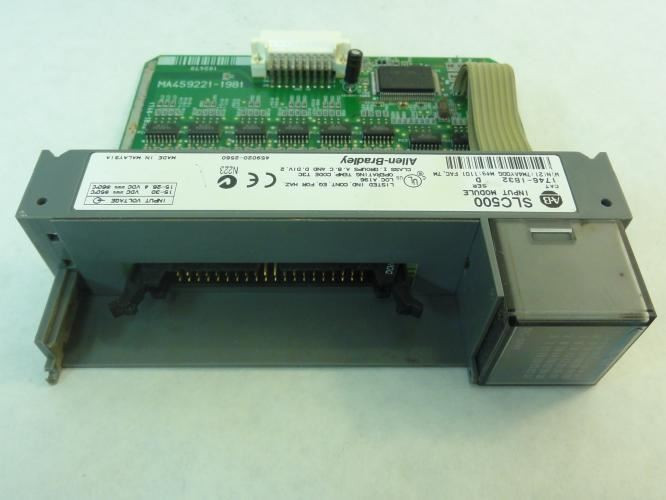 Allen-Bradley 1746-IB32; I/O Module SLC500 Ser. D; Missing Door