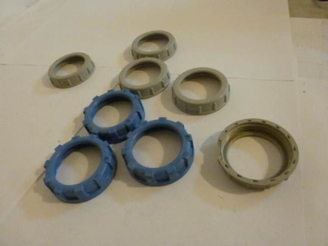T&B 226; LOT-8 Plastic Conduit Bushing 1-1/2"