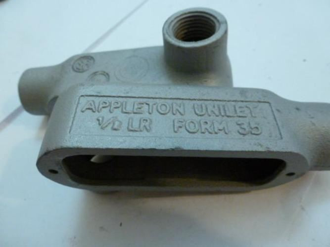 Appleton LR form 35; LOT-2 Conduit Body 1/2" NPT