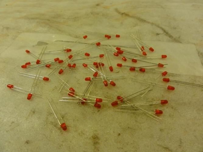 Lumex 67-1071-ND; LOT-58 3mm LED Short Lens Red