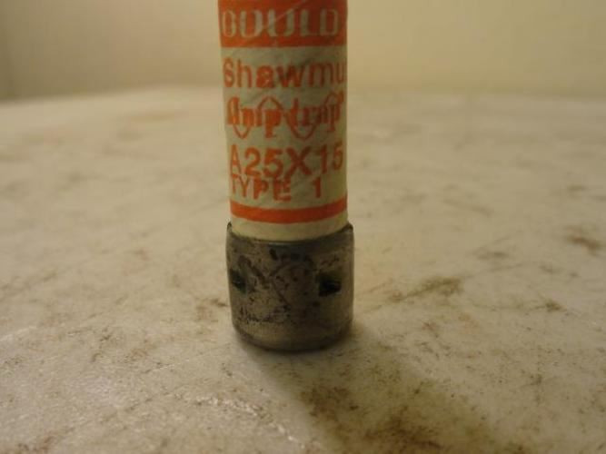 Shawmut A25X15; Fuse; 15A; 250VAC
