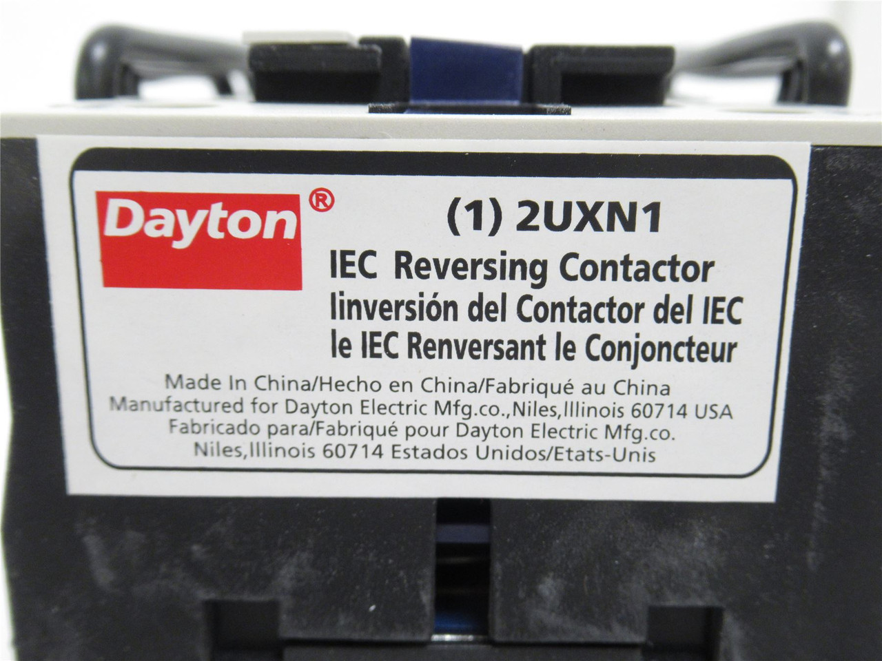 Dayton 2UXN1; Reversing Contactor 9A; 3P; 600VAC; Coil: 240V