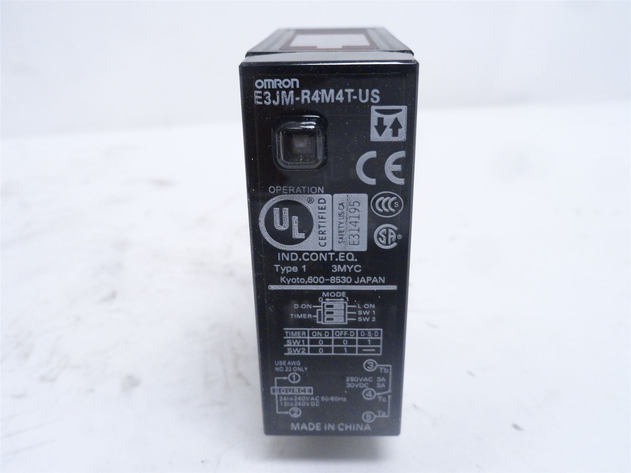 Omron E3JM-R4M4T-US; Photo Sensor; 12-240VAC/DC; SPDT