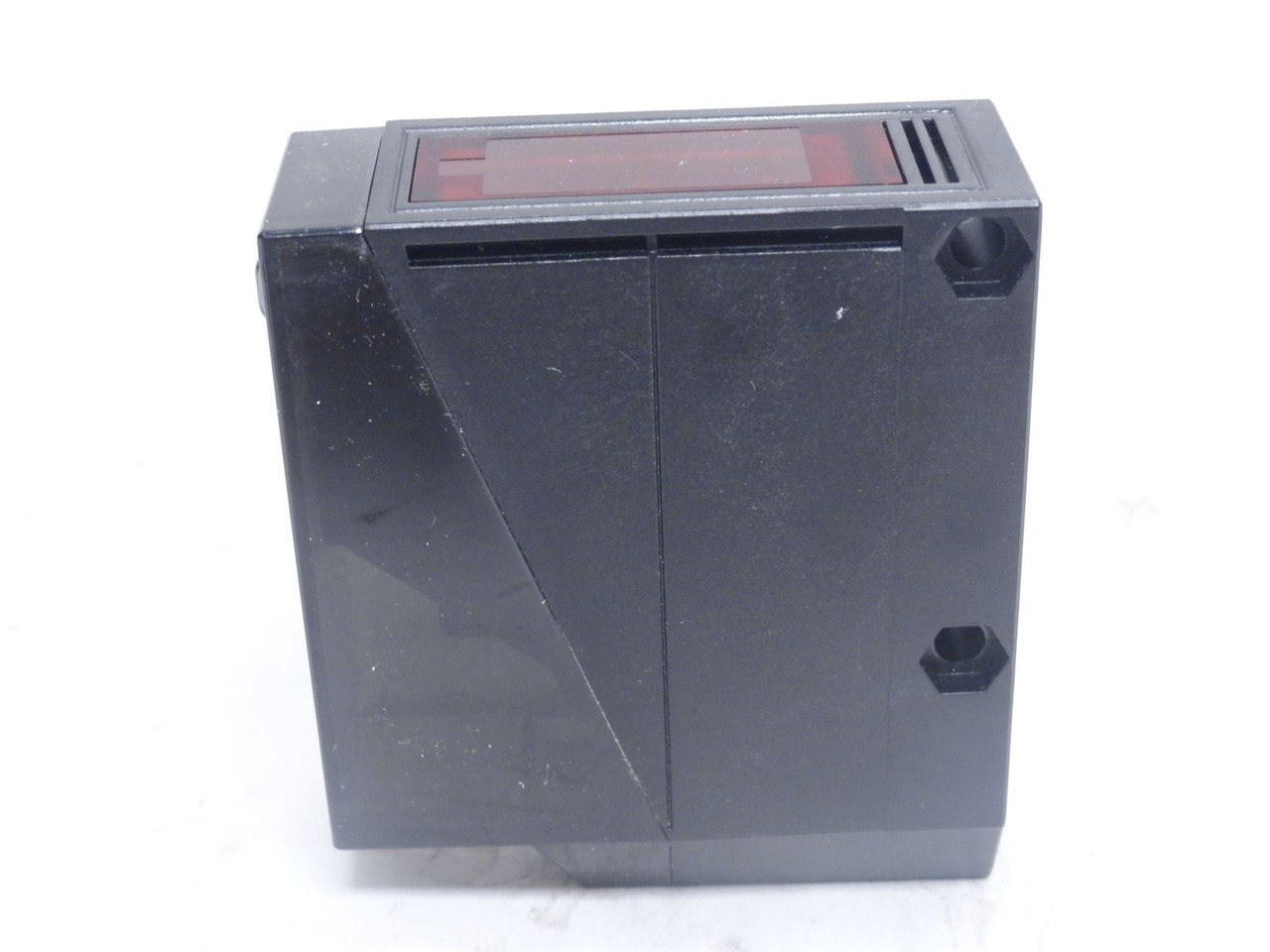 Omron E3JM-R4M4T-US; Photo Sensor; 12-240VAC/DC; SPDT