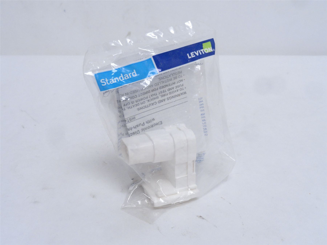 Leviton 065-13550-0NW; Fluorescent Lamp Holder; 660W@600V