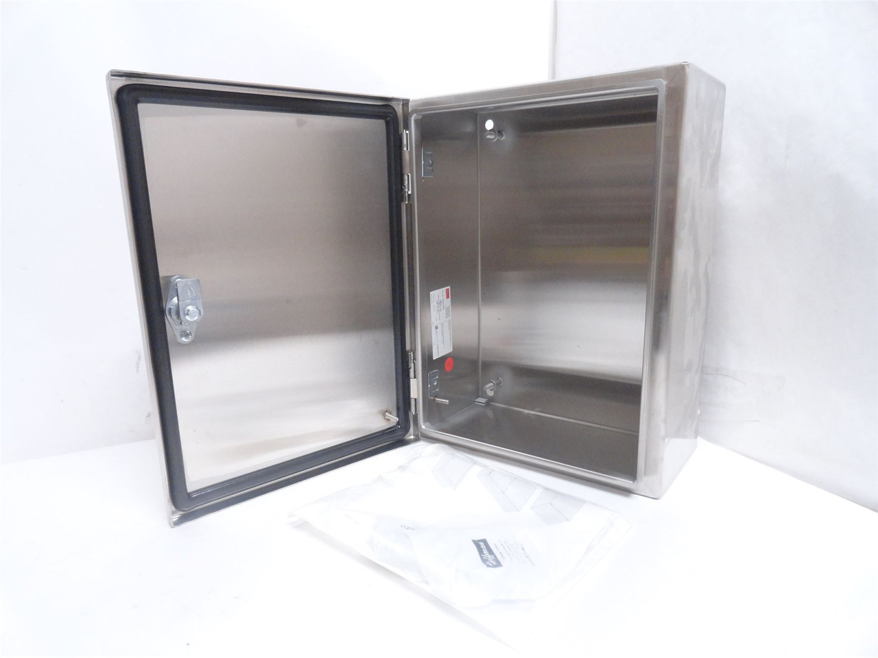 Hoffman CSD16126SS; Wall-Mount Enclosure; SS; 12" x 16" x6"