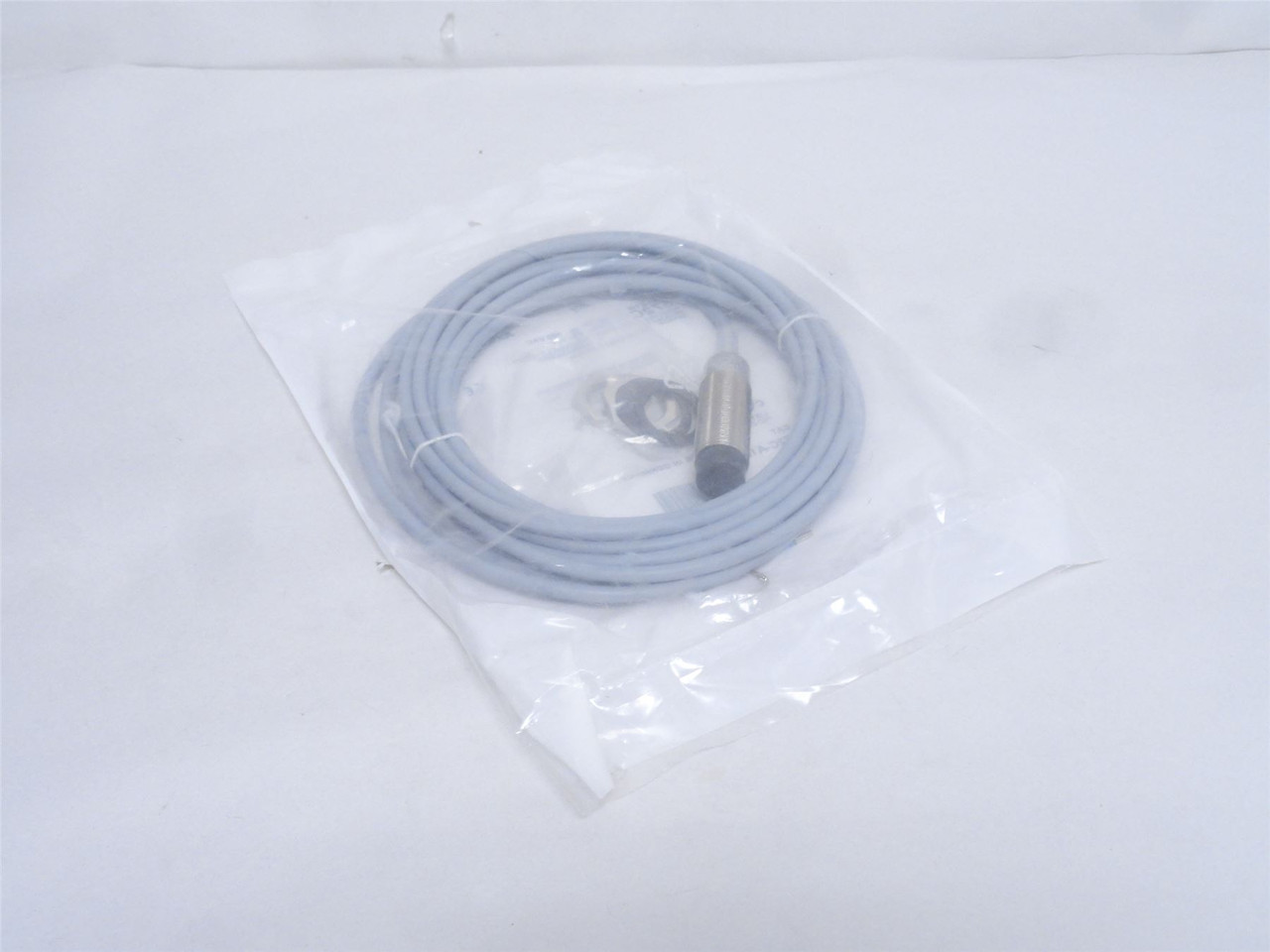 Allen-Bradley 872C-A10N18-A5; Proximity Switch; 20-250VAC