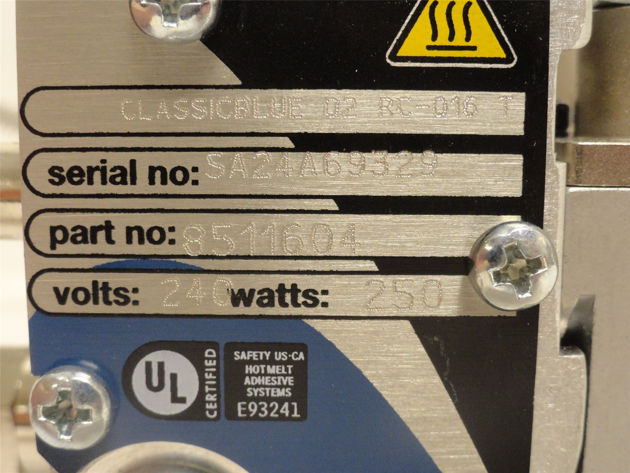 Nordson 8511604; Hot Melt Glue Gun; 2-Tip; 240VAC; 250 Watts