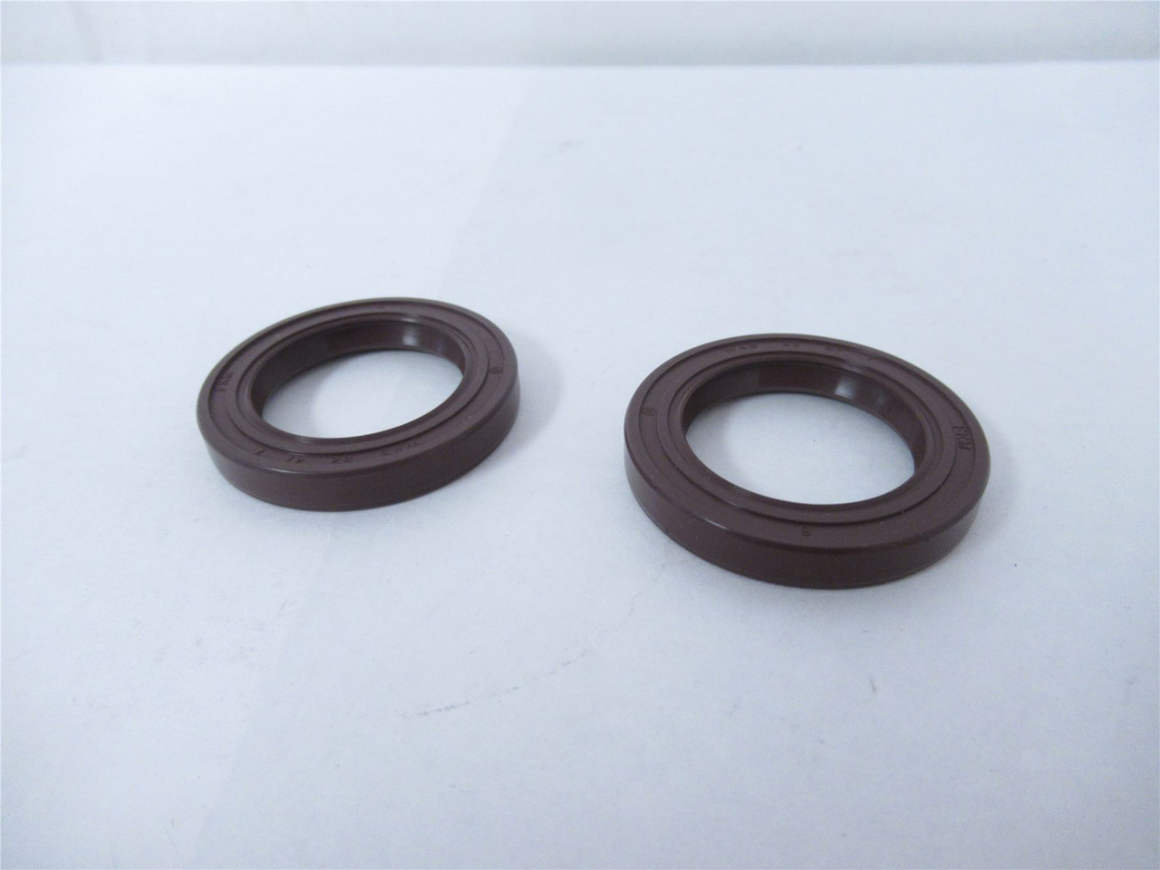 FKM 32477; Lot-2 Oil Seal 32x47x7