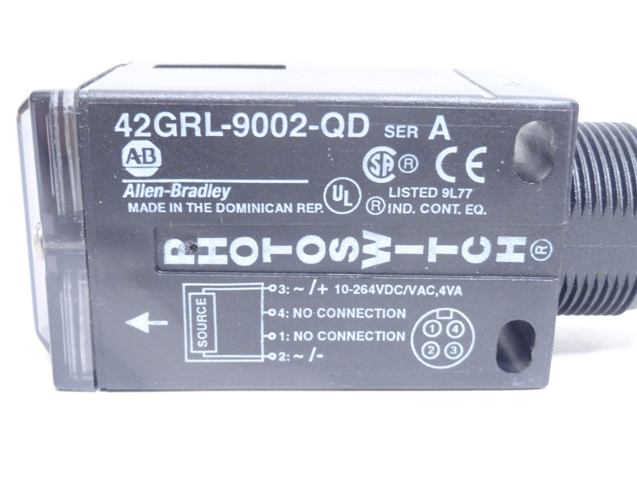 Allen-Bradley 42GRL-9002-QD; Photo Sensor 10-264VAC/DC