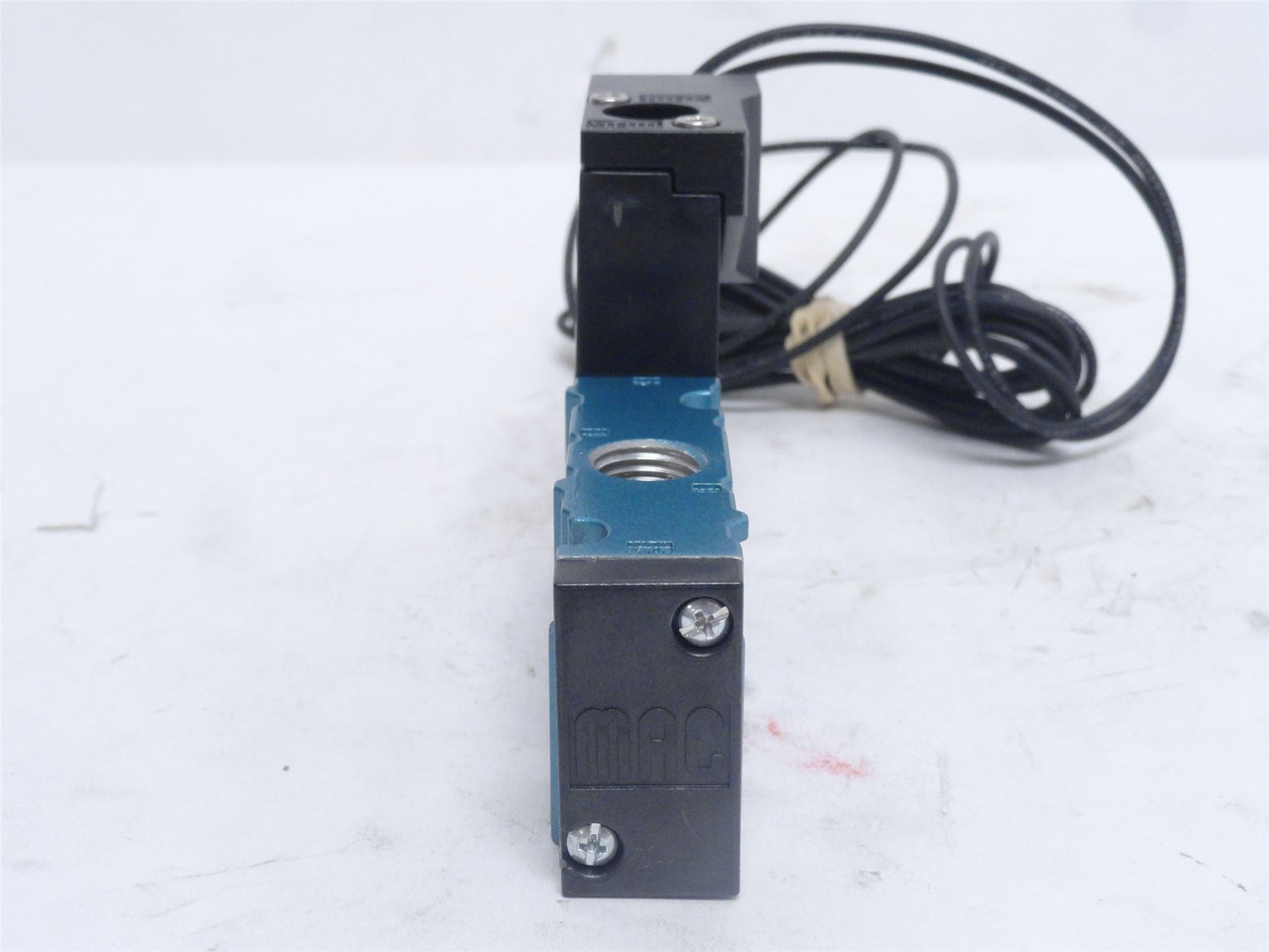 MAC 52A-11-B0A-DM-DDAE-1CM; Solenoid Valve; 20-120PSI; 24VDC