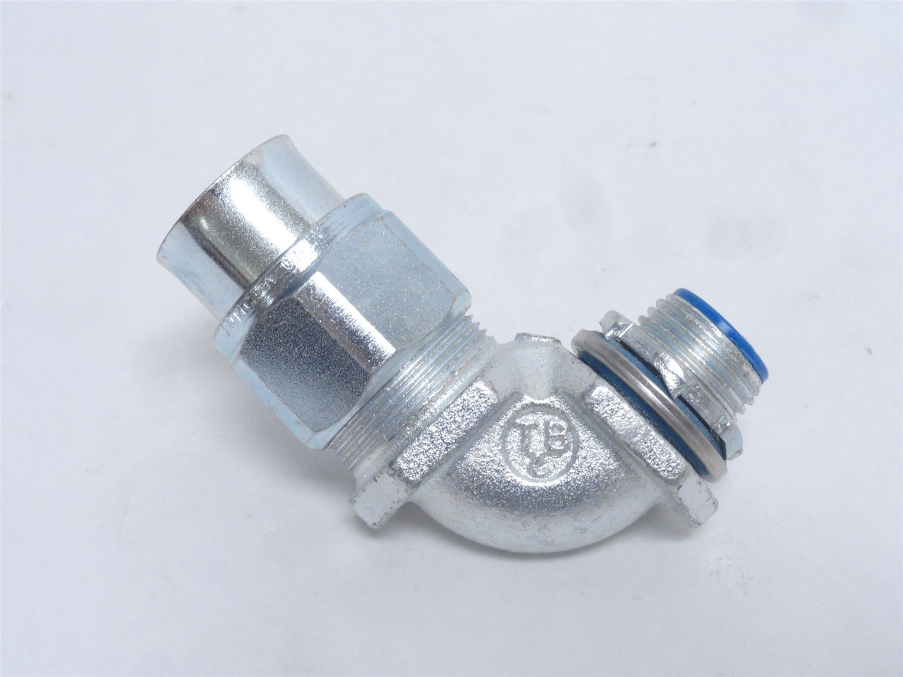 T and B 3741; Liquidtight Connector Elbow; 90Deg; Size: 1/2"