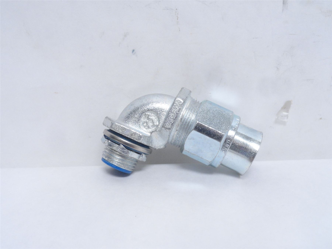 T and B 3741; Liquidtight Connector Elbow; 90Deg; Size: 1/2"