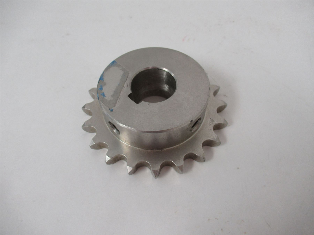 Ossid 4265842; Sprocket 22mm Bore 20T SS