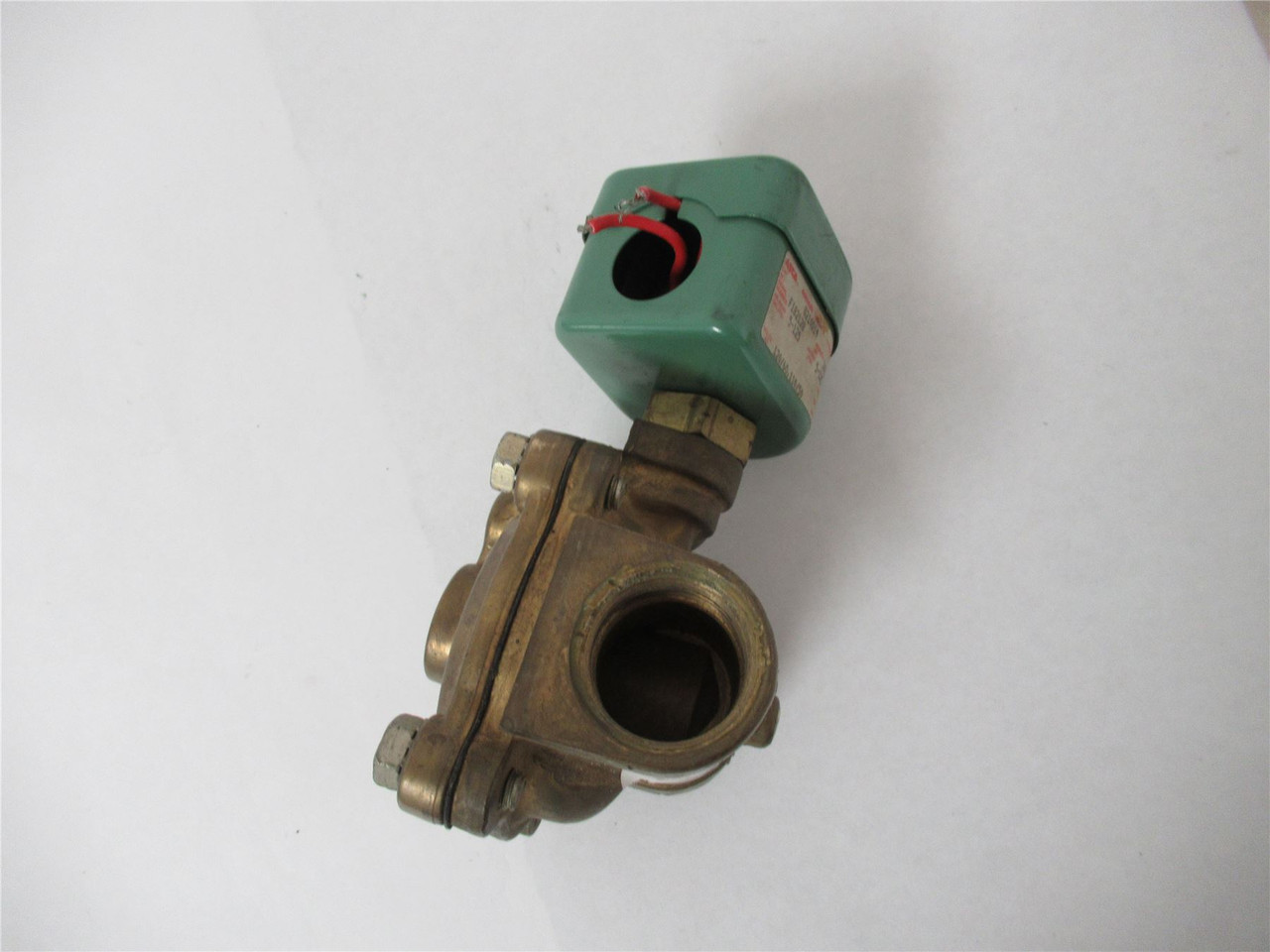 Asco 8210D14; Solenoid Valve 1" No 5/125# Water Air Oil Brass
