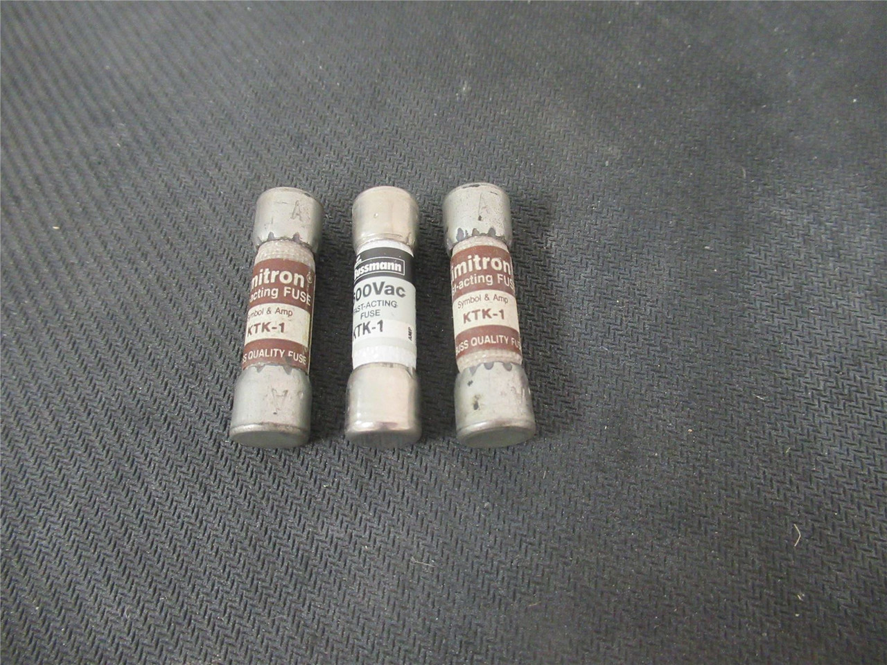 Bussmann KTK-1; Lot-3 Limitron Fuse 1A Class 600VAC (mixed)