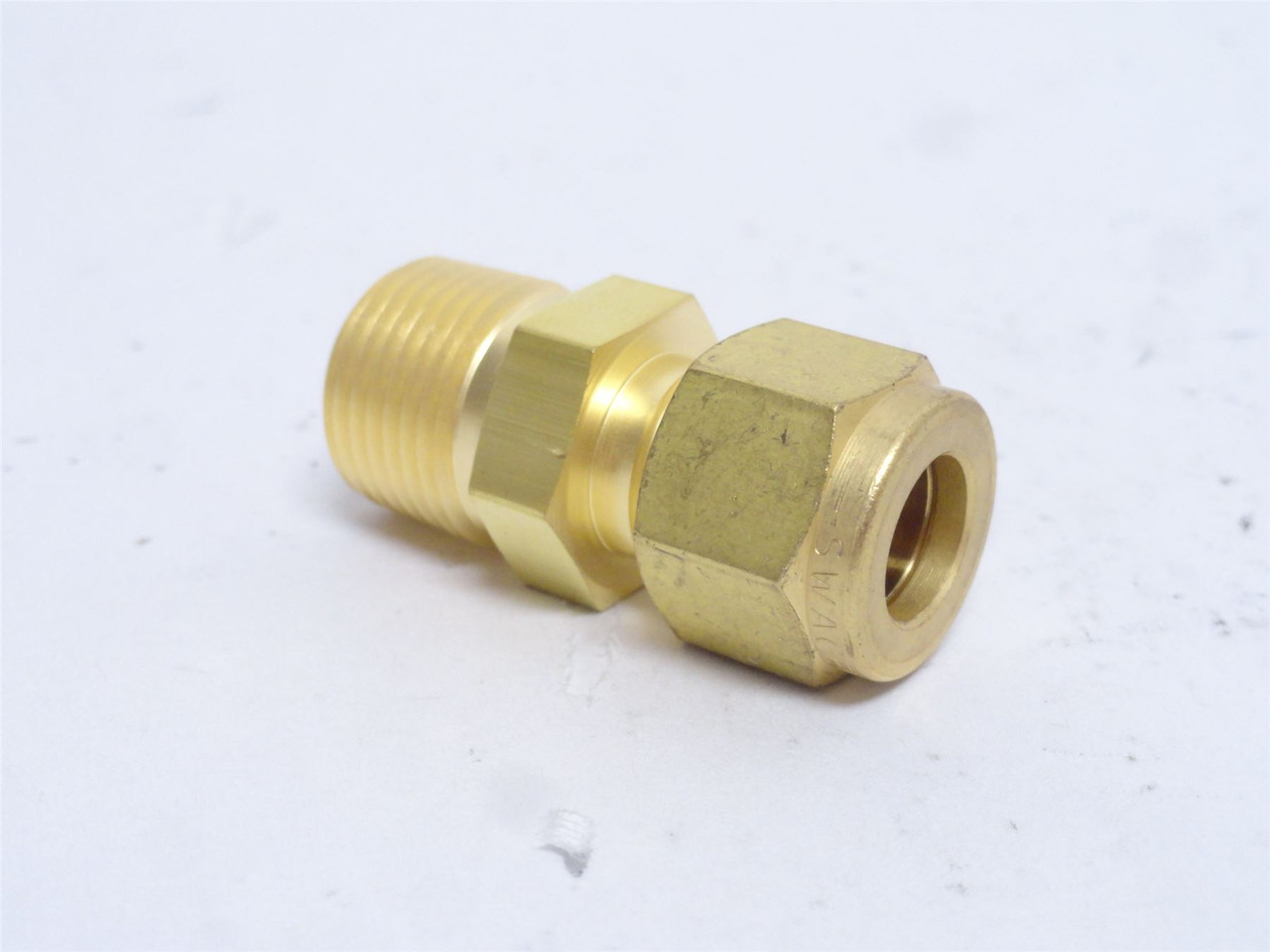 Swagelok B-600-1-6; Brass Tube Fitting; 3/4" Tube x 3/8NPT