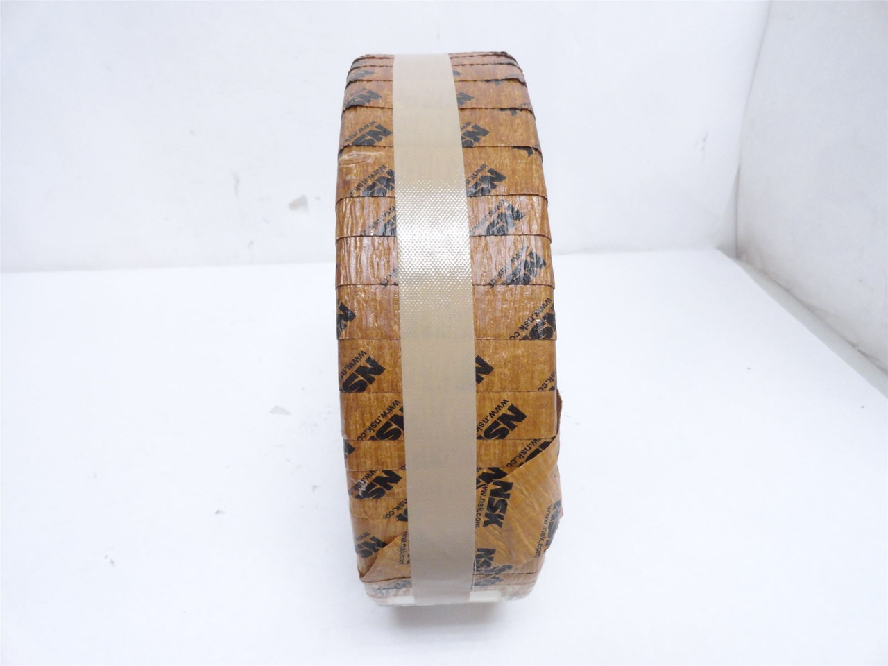 NSK 23038CAME4C3S11; Spherical Roller Bearing190mmOD; 290mmOD