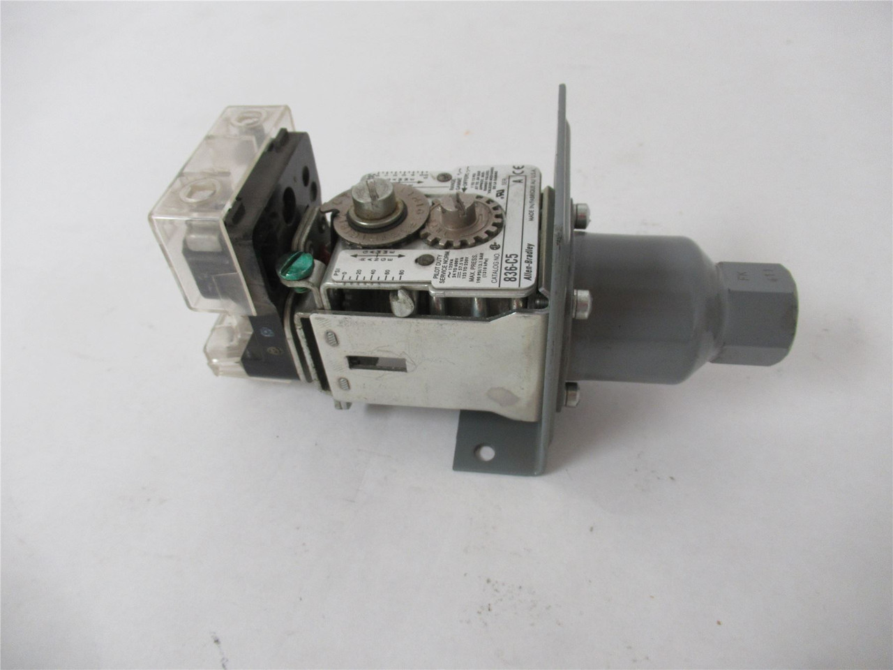 Allen-Bradley 836-C5; Pressure Control Switch 2 PSI 80 PSI