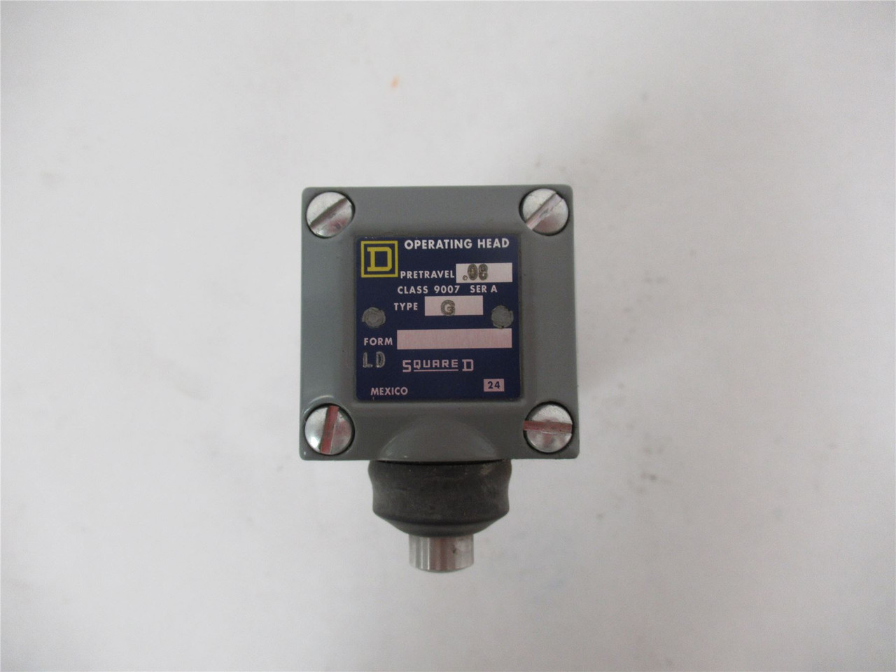 Square D 9007C54GY203; Limit Switch Ser A Class 9007