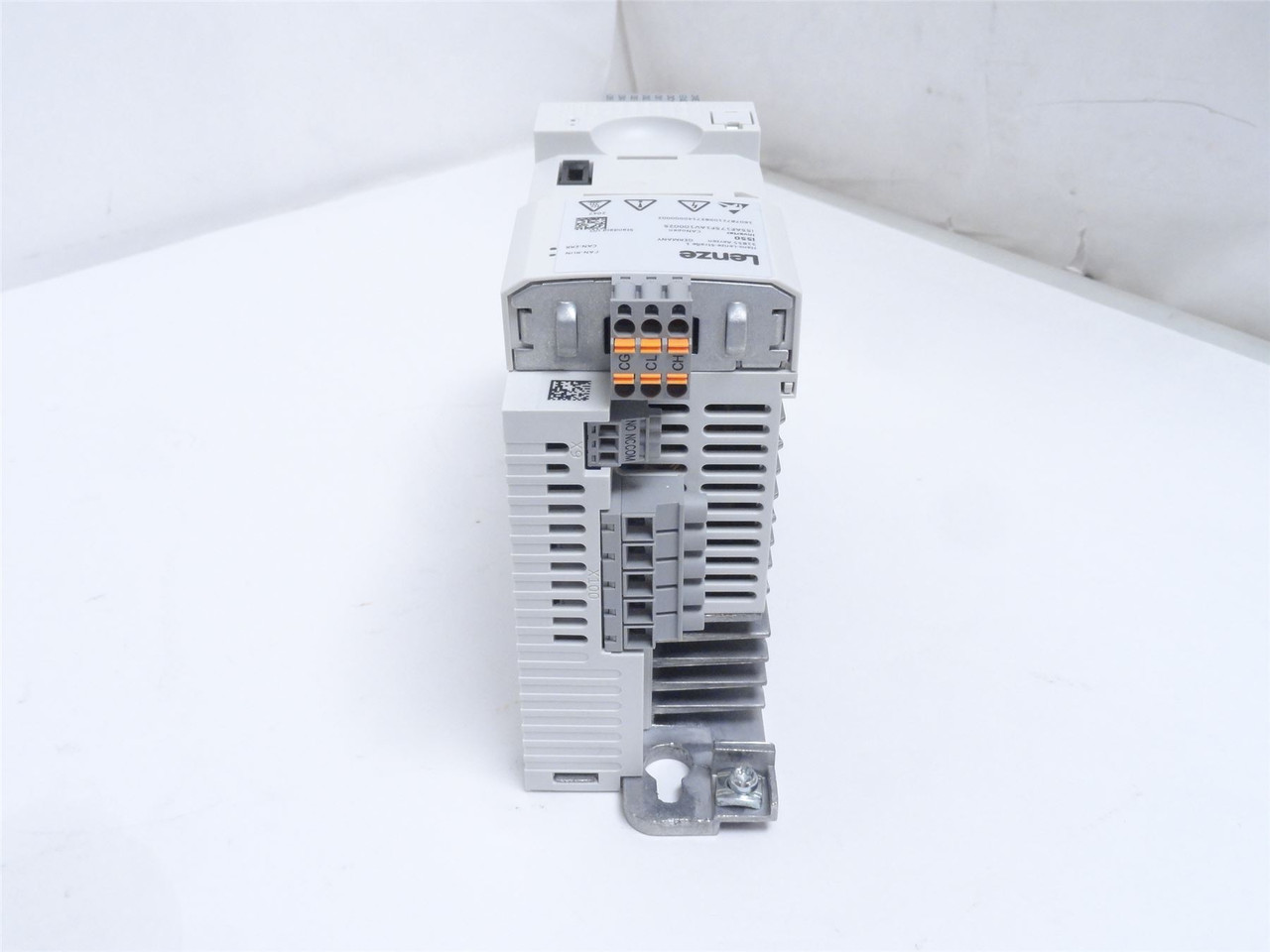 Lenze I55AE175F1AV10002S; AC Drive 1HP 400/480VAC In