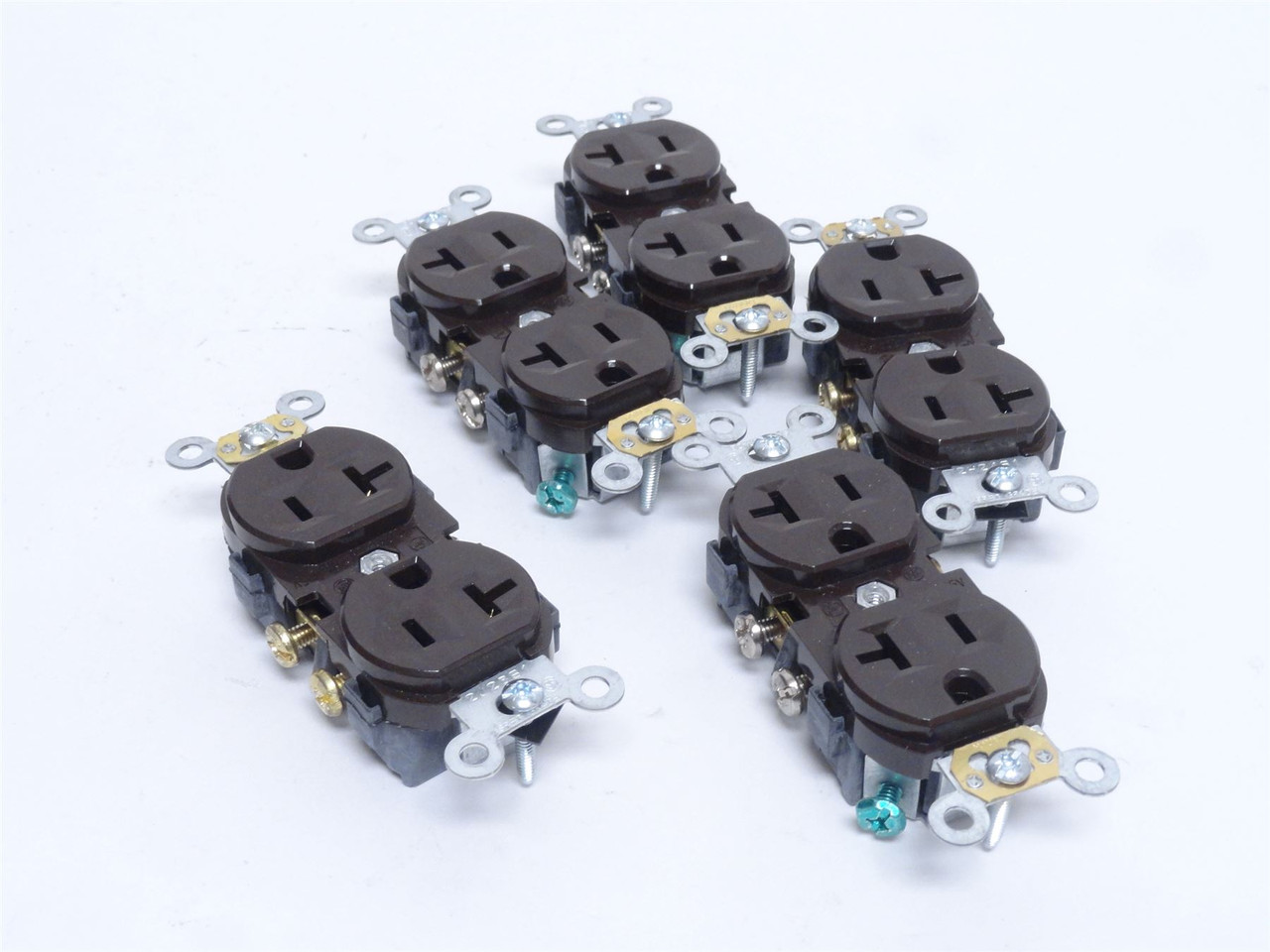 Leviton CR20; Lot-5 Duplex Receptacle 20A; 125VAC; 2P; 3-Wire