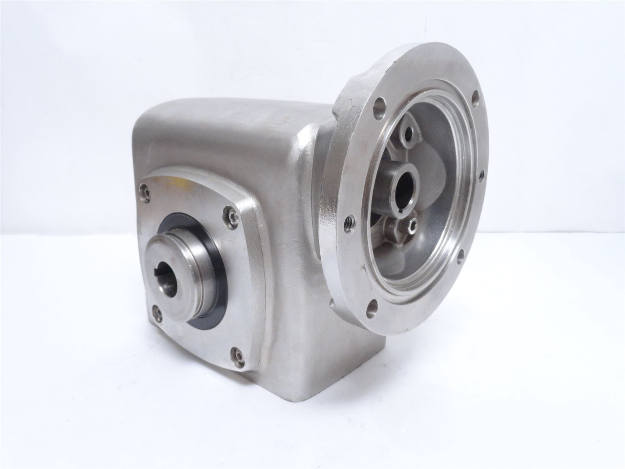 Boston Gear SSHF726-15-B7-HS-P16; Gear Reducer; SS; 15:1 Ratio