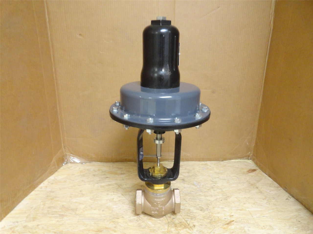 WE Anderson 123048-00; Actuated Valve; 1-1/2NPT; 3-15PSI