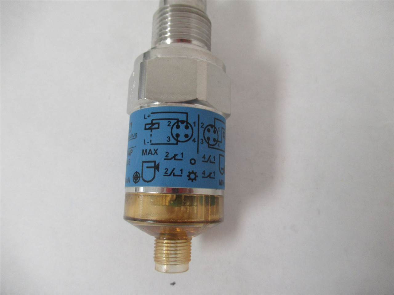 Endress+Hauser FTL20-0025; Limit Switch 10-35 VDC G1/2" Port