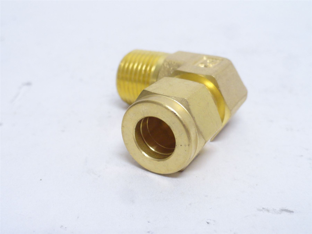 DK-LOK DLM-6-6N-B; Brass Elbow; 90Deg; 3/8NPT x 3/8" Tube