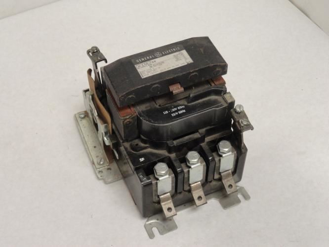 GE CR309E202; NEMA-3 Starter 90A 3P 600V Coil: 120VAC