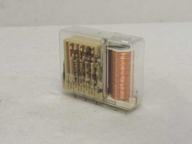 Hengstler H0Z-462-1333; Safety Relay 10A; 230/240V; Coil: 12VDC