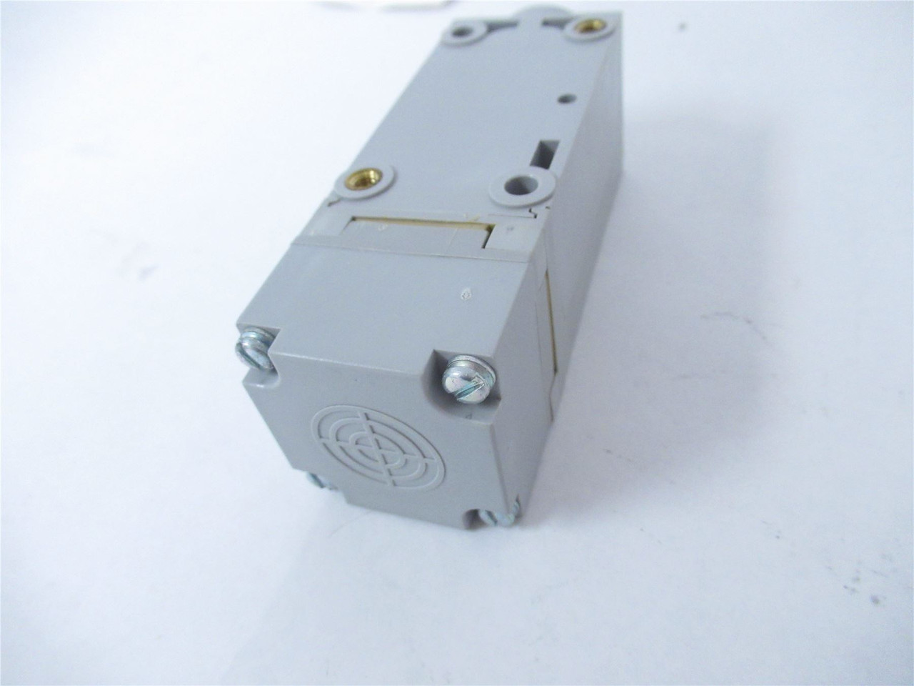 Allen-Bradley 802PR-BX01; Limit Switch Inductive Proximity