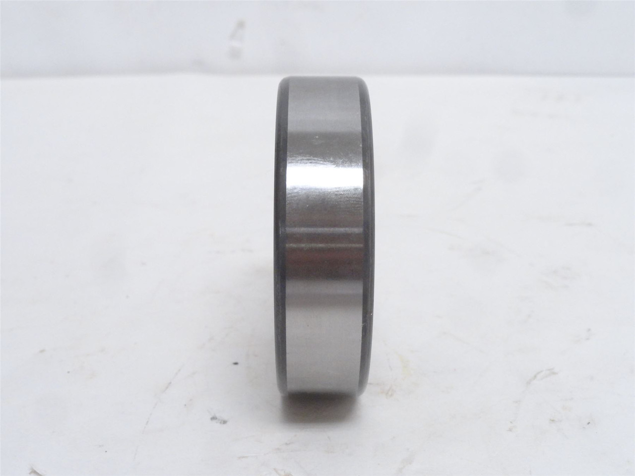 SKF 6306-JEM; Ball Bearing 30mmID x 72mmOD x 19mm Width