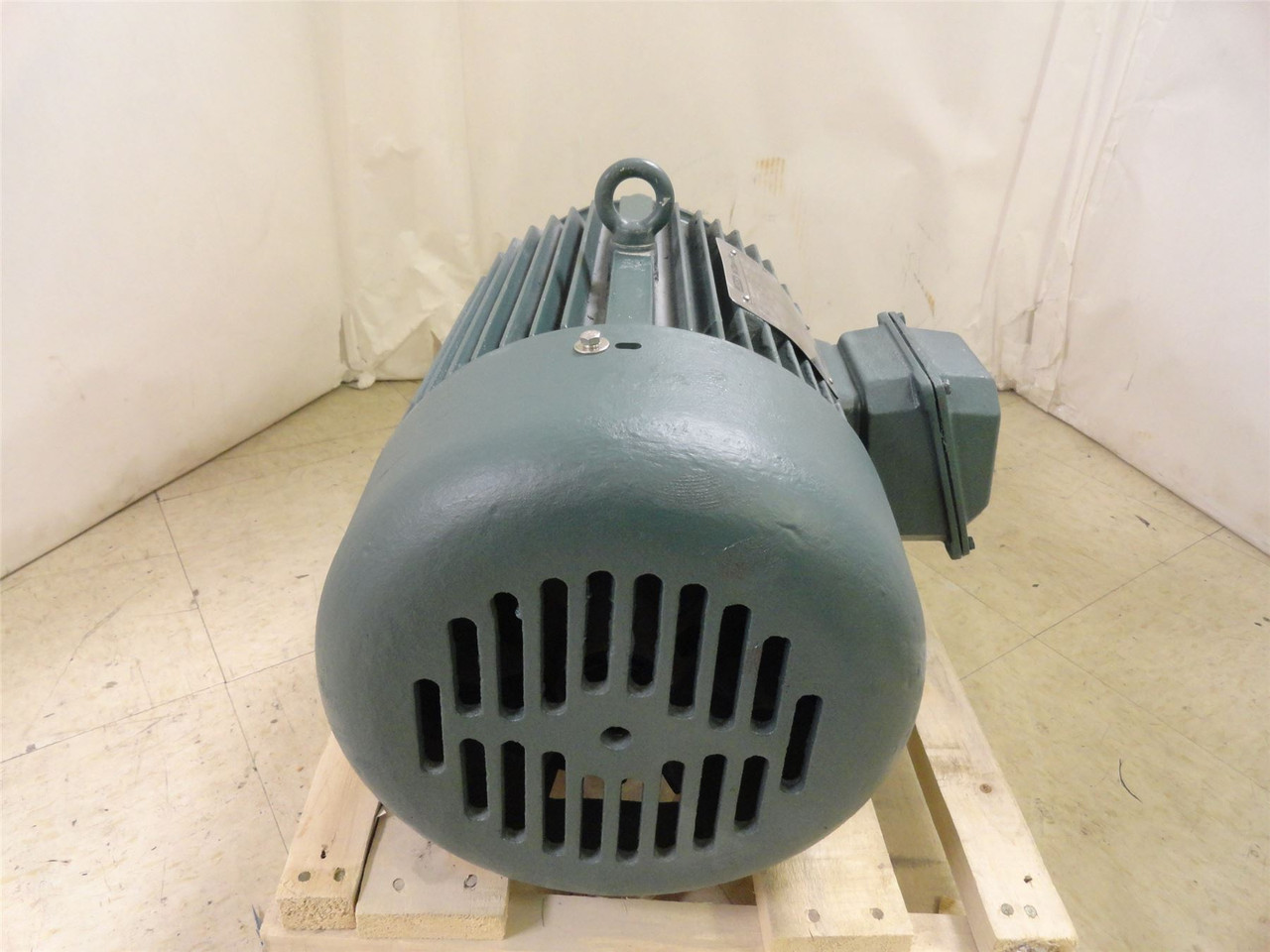 Leeson 171818.6; AC Motor C215T11WK1; 5HP 230/460VAC 1180RPM